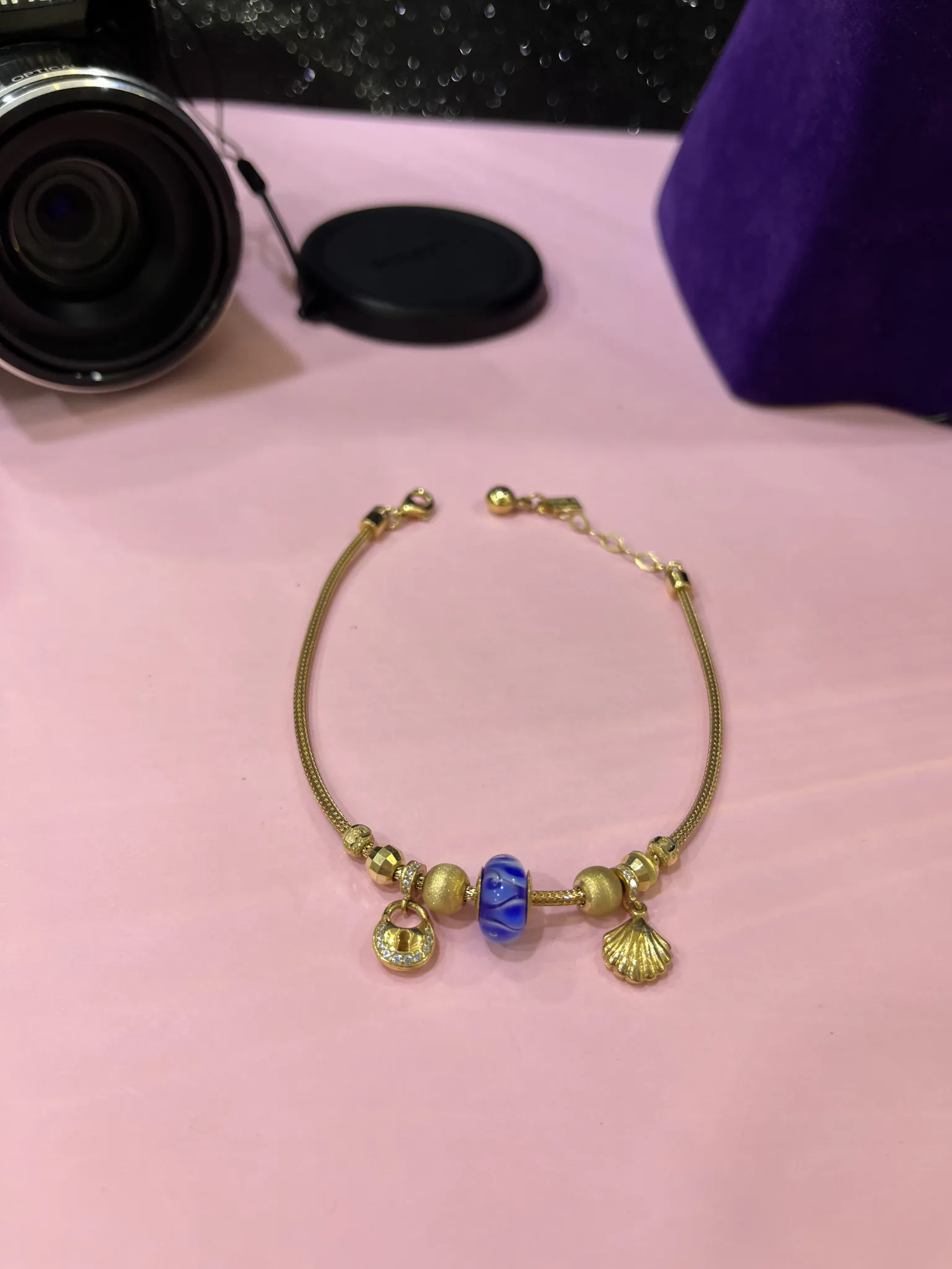 Pandora 